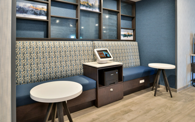 Hampton Inn Cedar Falls Downtown