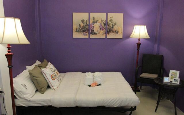 Charoenpong Apartment