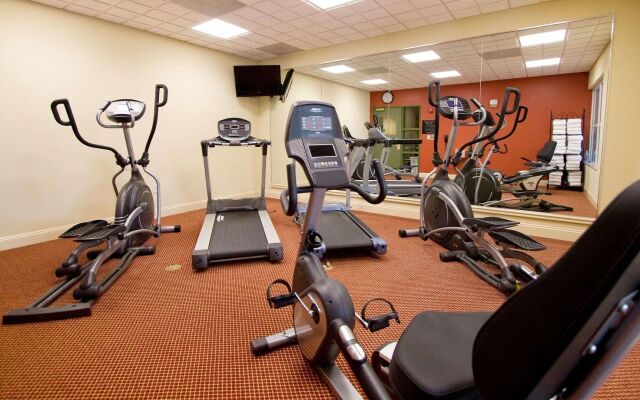 Country Inn & Suites by Radisson, Fredericksburg, VA