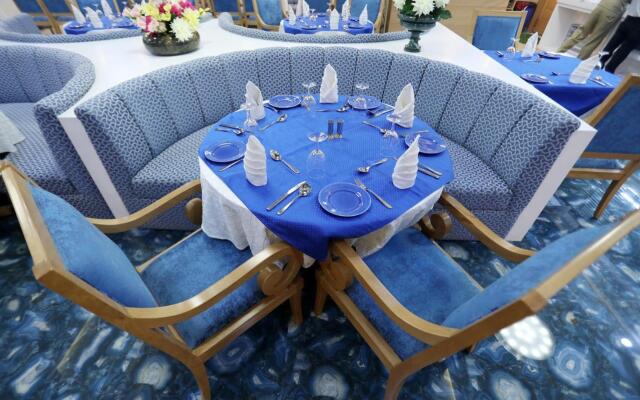 Hotel Gms Grand