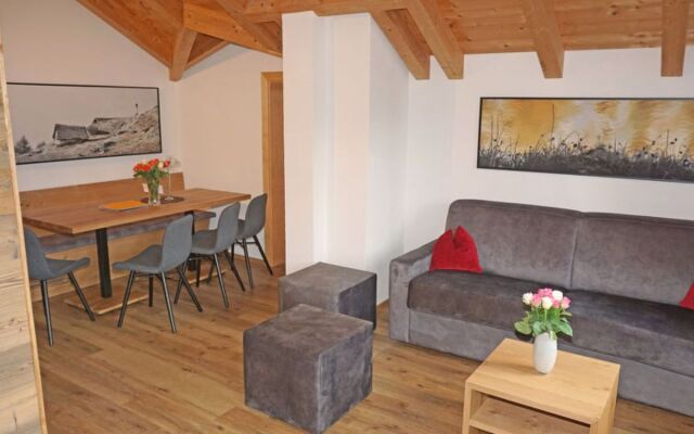 Apartment Ladis Fiss 19152