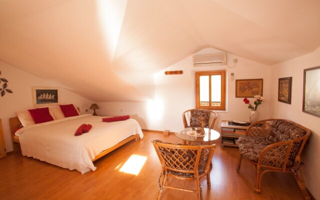 Apartments Villa Serventi
