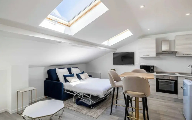 Renovated Studio - Cannes Center - Bright