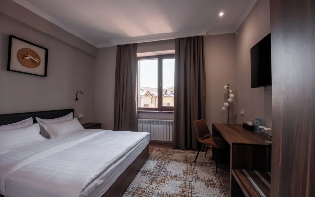 Silk Road Premium Hotel