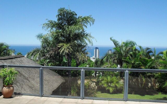 8 Royal Palm Bed & Breakfast