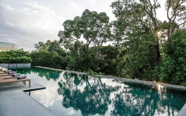 Treeline Urban Resort