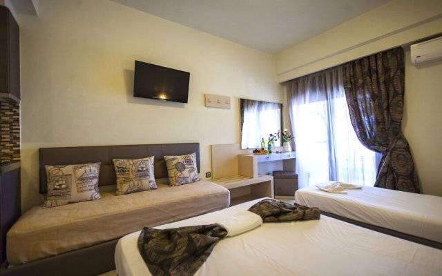 Rooms Amalthea Mare & Cafe - Bistro