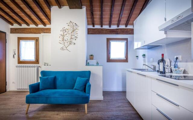 Central View Apartment