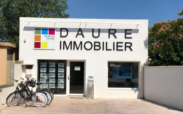 50m de la plage vue mer Très belle maison 3 chambres 5 couchages grand jardin parking voitures LXMURIER