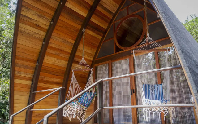 Sacha Urco Lodge Nature Hideaway Cabins