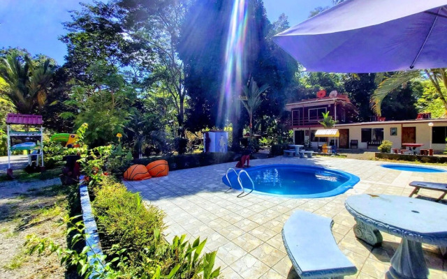 Costa Azul Lodge