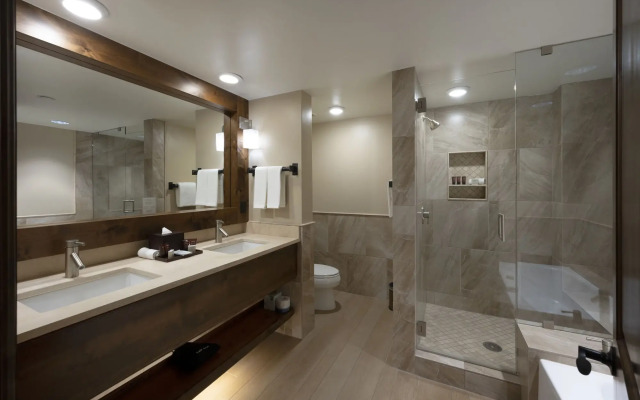 The Peaks Resort and Spa
