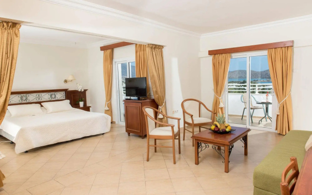 Elounda Breeze Resort - All Inclusive