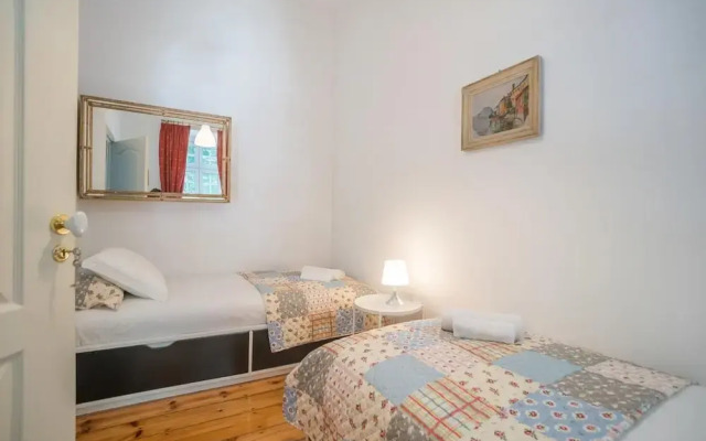 Campo Pequeno 3 Bedroom Apartment