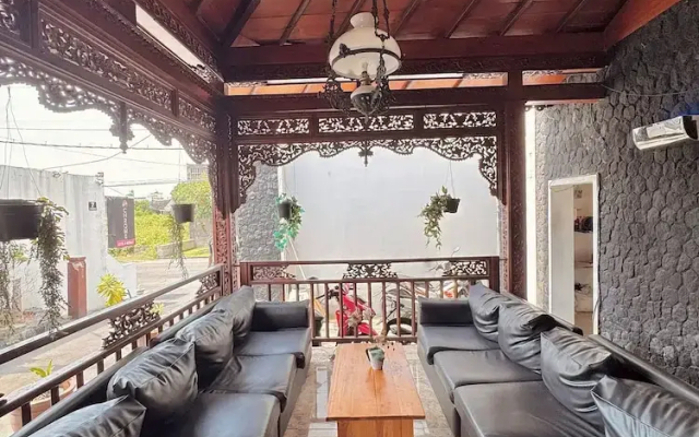 Chrome Hotel & Resort