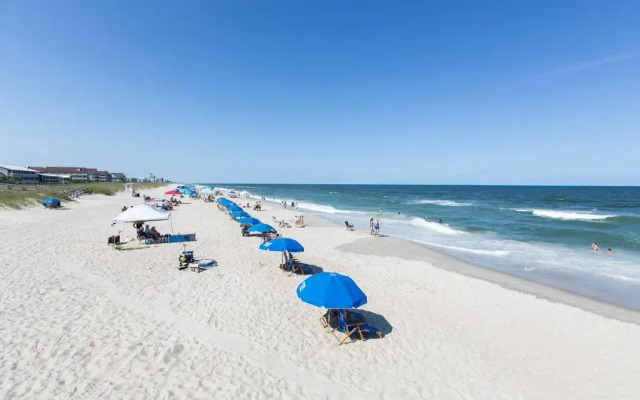 Golden Sands Carolina Beach Oceanfront, Tapestry by Hilton
