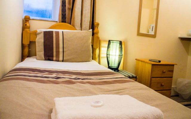 Cricklewood Lodge Hotel