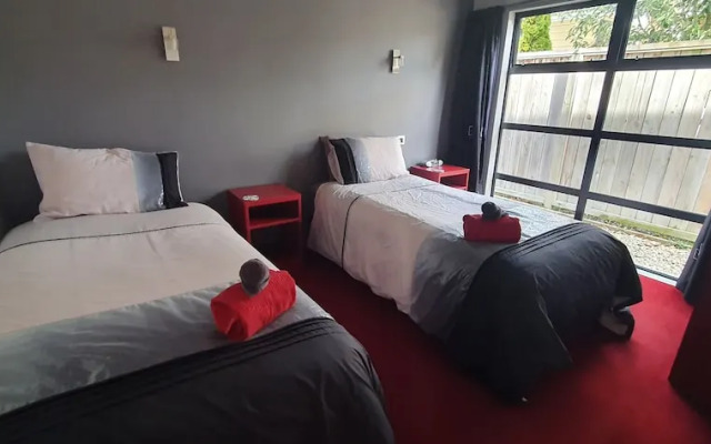De Vine Martinborough 14a Cologne St