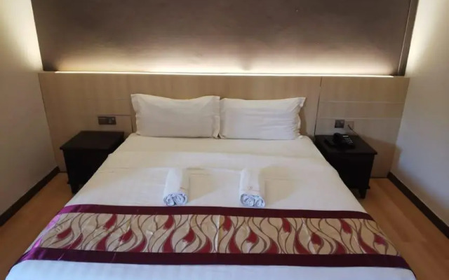 Palace Inn