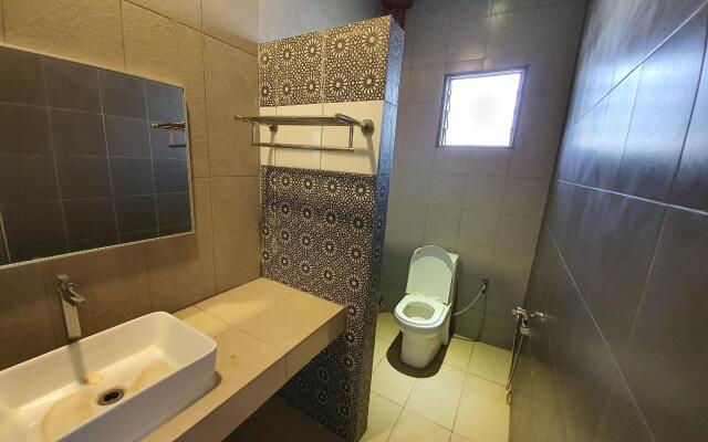 SPOT ON 90025 SR Valley Hotel