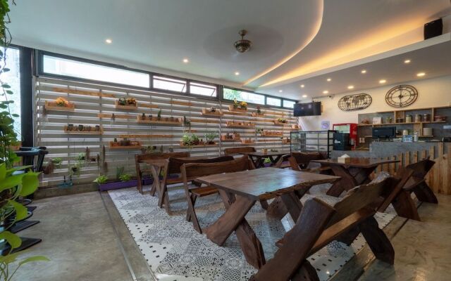 OYO 1123 The One Health Care and Apartment