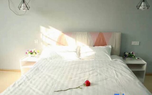 Xinyang Dongpeng Hotel