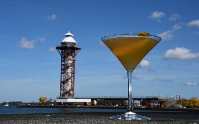 Sheraton Erie Bayfront Hotel