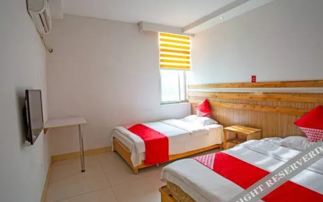 OYO Jinan Jincan Business Hotel (South Branch of Provincial Hospital)