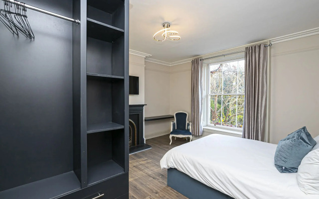 Pages Hotel  Guesthouse