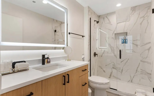 Fulton Group Stay 2 Apartments Skyline Views