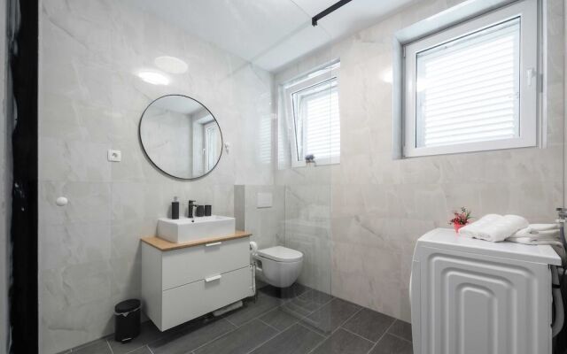 Apartment Pinegrove