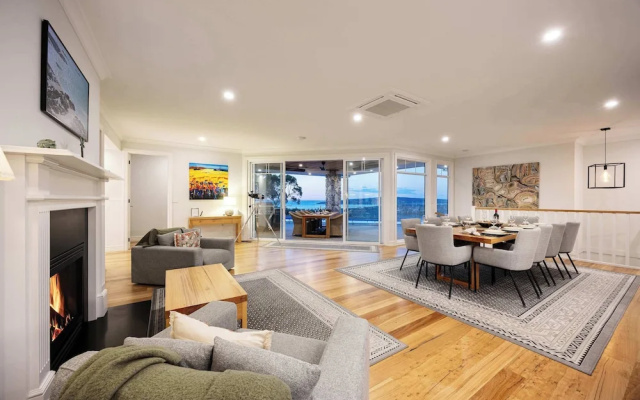 Baymere Pool Spa City Views – Guest Rooms – Melbourne