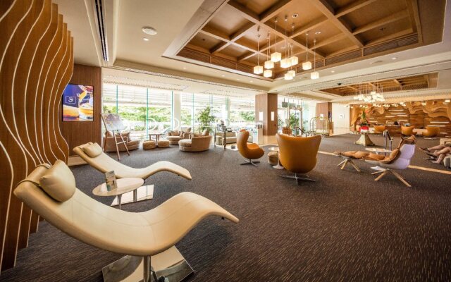 Pullman Reef Hotel Casino