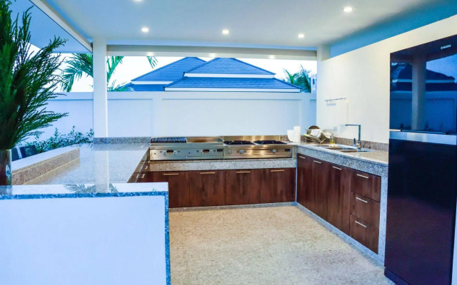 Tulip House Pool Villa Hua Hin
