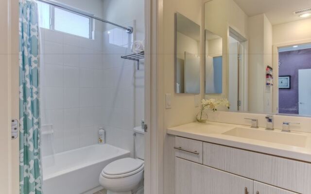 Applewood - Silver Lake 2BD Hollywood