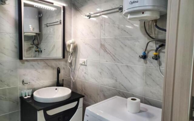 Leo Group Apartment 11-227A Sunrise Batumi