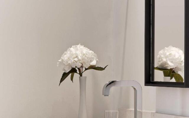 Le Metropolitan Paris Tour Eiffel, a Tribute Portfolio Hotel