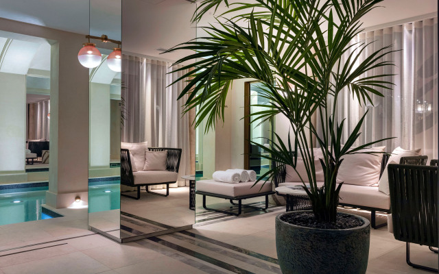 Les Jardins Du Faubourg Hotel & Spa by Shiseido