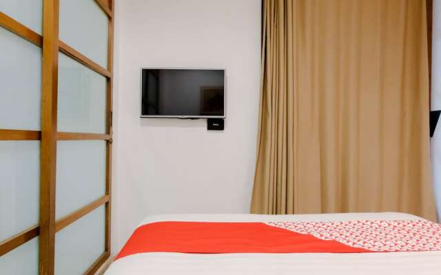 OYO 626 Augustina Home