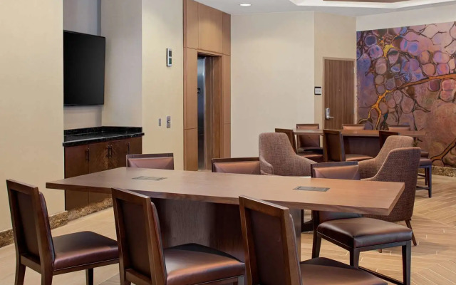 DoubleTree by Hilton Irvine - Spectrum