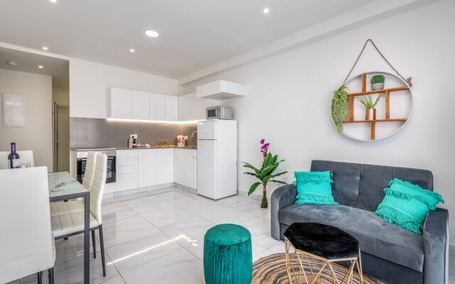 Even Israel Apartments