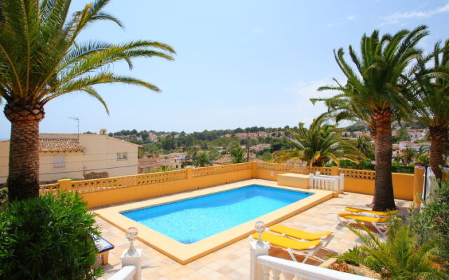 Villa Bombilla