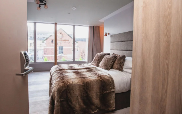 Clarendon Suites
