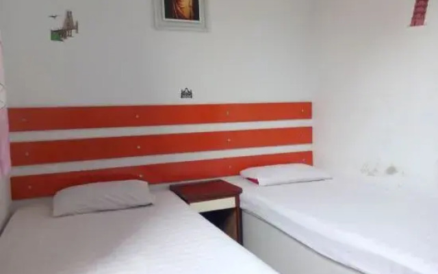 Youjian Inn (Xuchang Jinhui Plaza)