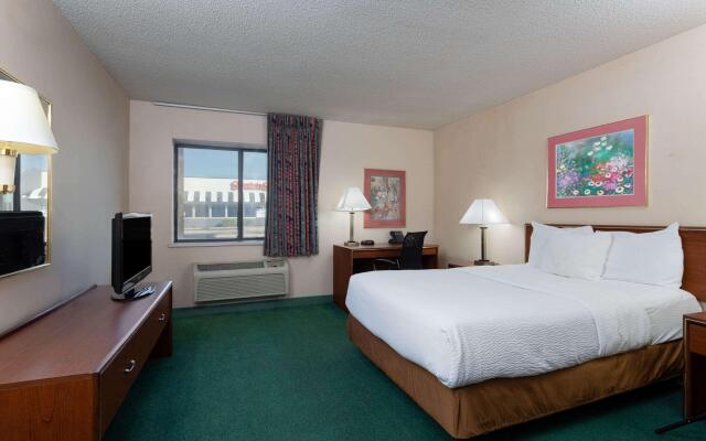 La Quinta Inn Indianapolis East-Post Drive