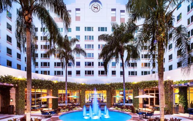 Sheraton® Suites Fort Lauderdale West