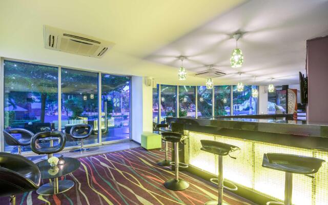 NH Collection Barranquilla Smartsuites Royal