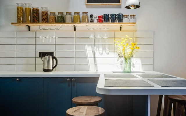 Two level apartment for 5