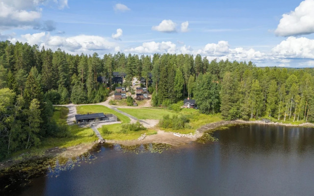 Private & Cozy Suite with lake views