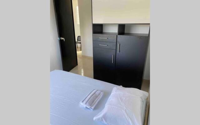 Apartamento de 3 Habitaciones con ventiladores amoblado fresco